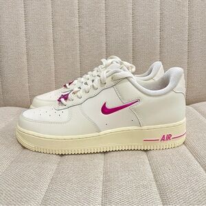 NEW Nike Air Force 1 '07 SE Women Size 8 Shoes Sneakers Tennis Shoes‎